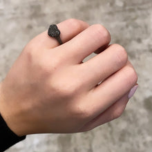 14K GOLD BLACK DIAMOND STEPHANIE HEART PINKY RING
