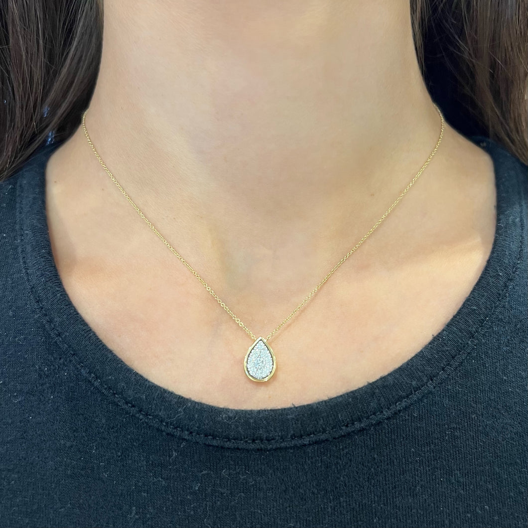 14K GOLD DIAMOND KIMMY PEAR NECKLACE