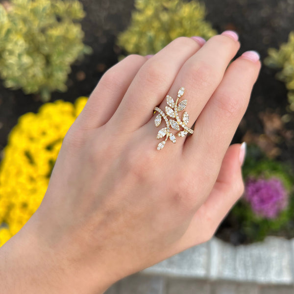 14K GOLD DIAMOND KATIE LEAF RING